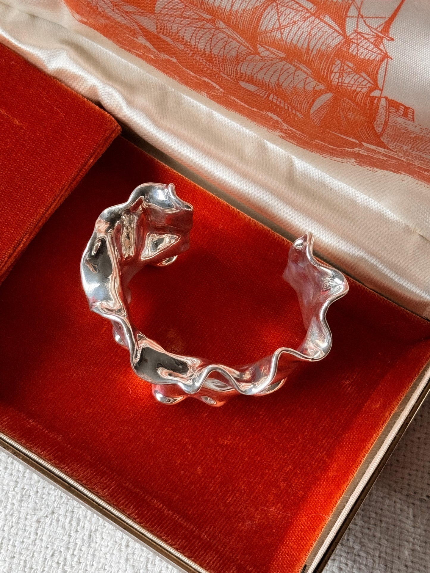 Brazalete de cinta vintage