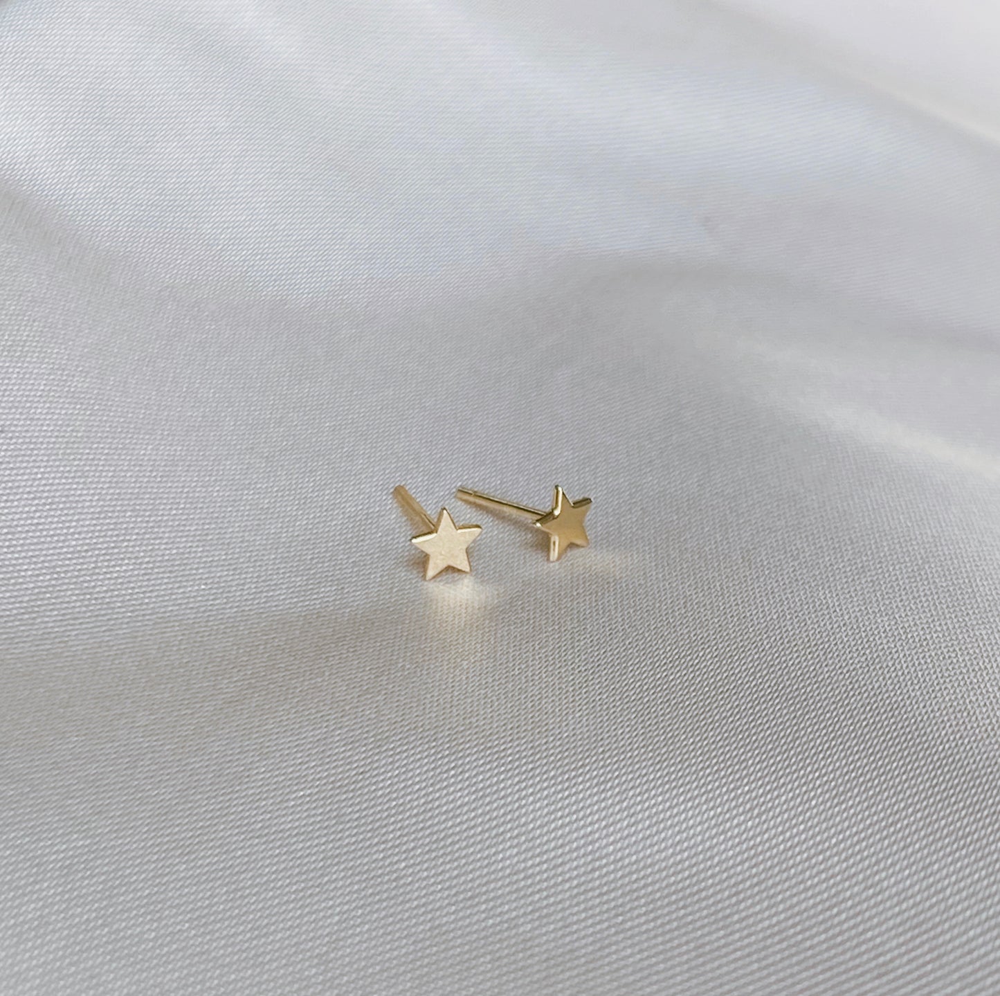 14.000 estrellas diminutas