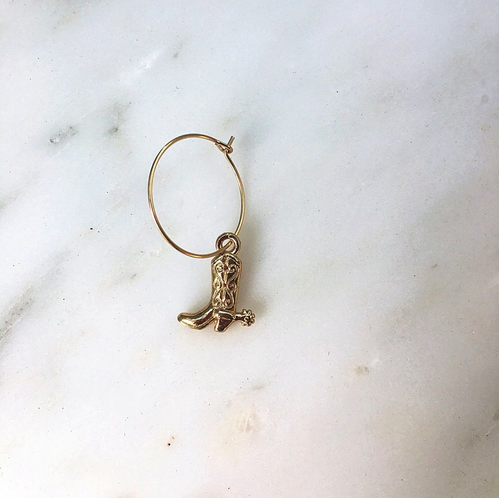 Aro sencillo con dije