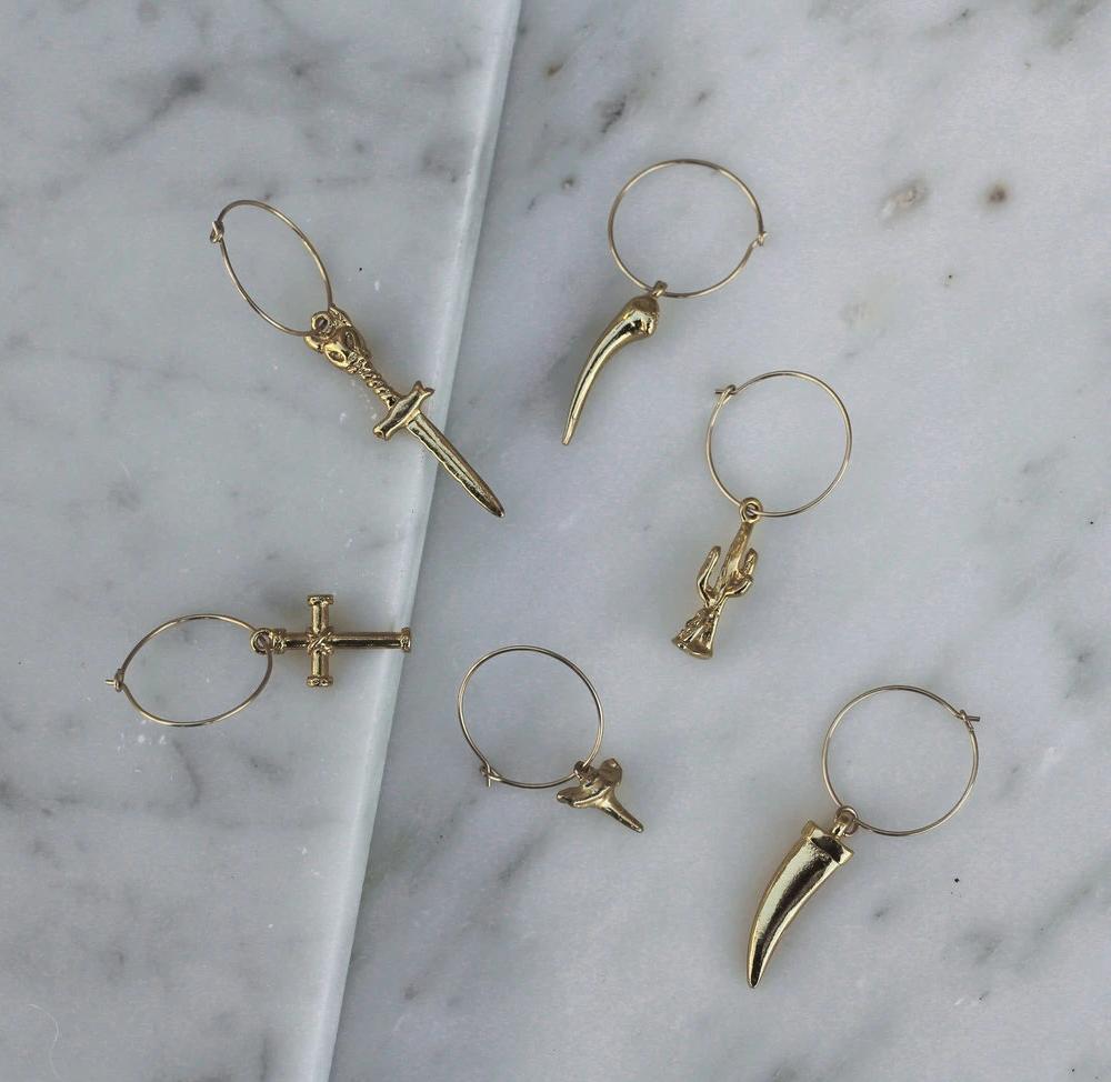 Aro sencillo con dije